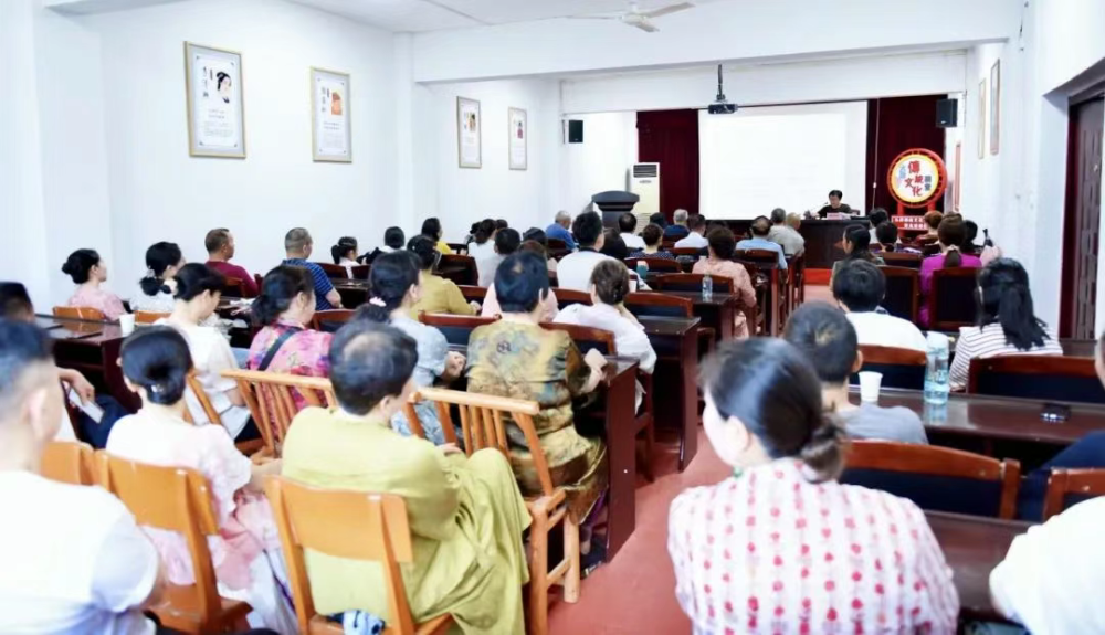 戲樂相承 文脈永續丨嶽陽縣舉辦非遺進機關戲曲音樂講座